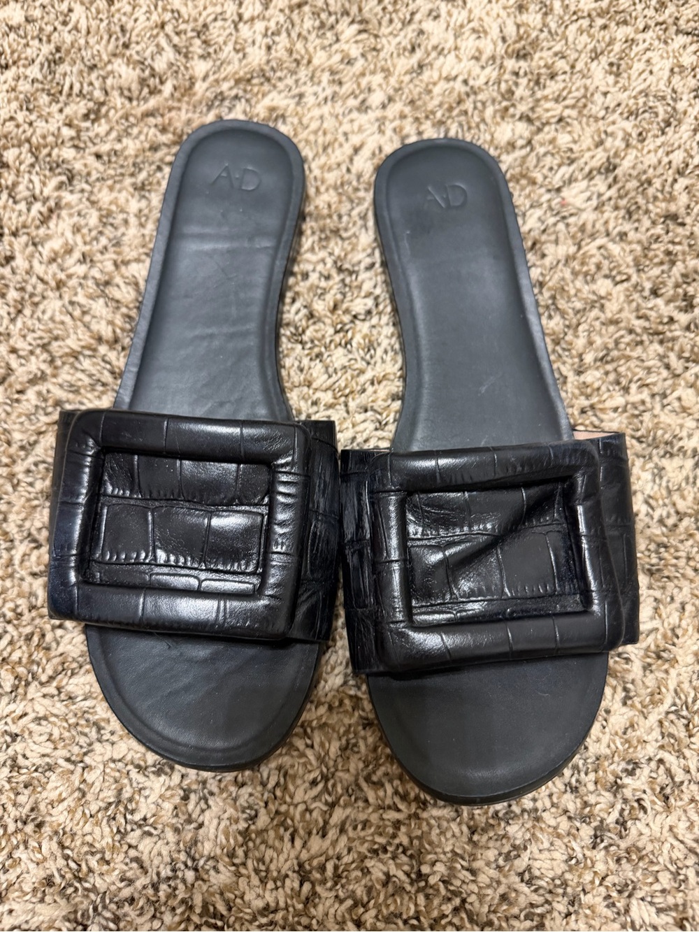 A.D. & Daughters Black Croc Embossed Leather Buckle Slide Sandals Size 9